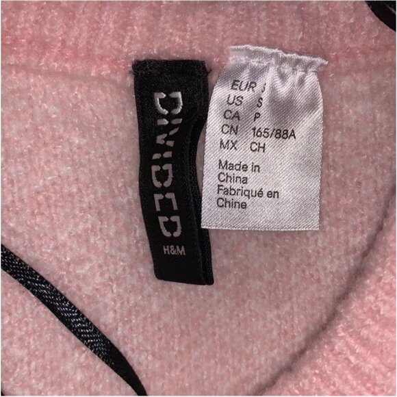 Unite Pink Sweater H&M Divided Size S Soft & Cozy - Picture 2 of 7